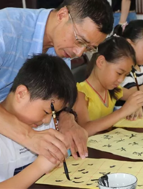 怎么分辨书法老师的水平 好的书法老师怎么样的